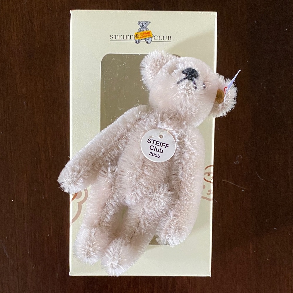 Steiff Club 2005 Silver Grey Teddy Bear